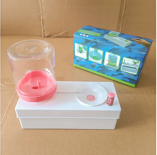 Brush Cleaning Device with Water Circulation System