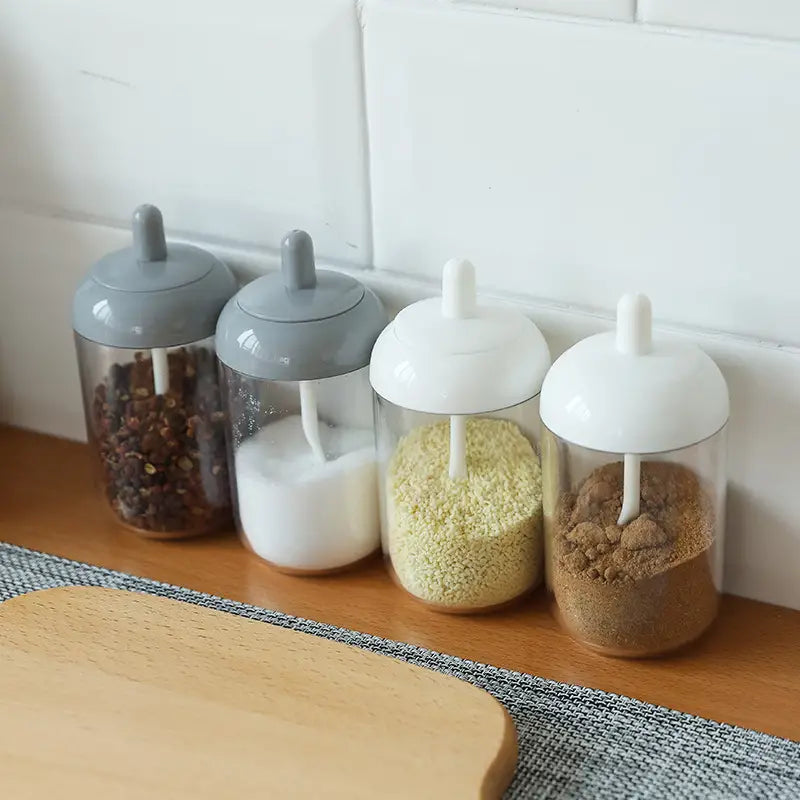Simple Round Kitchen Seasoning Jar with Spoon and Lid
