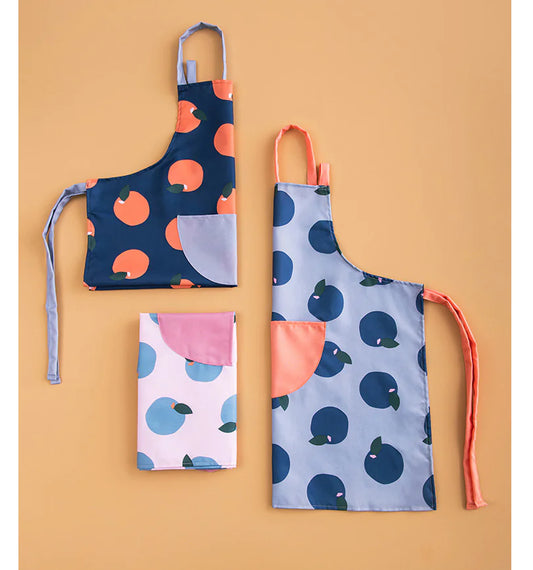 Adjustable Waterproof Polka Dot Cooking Apron