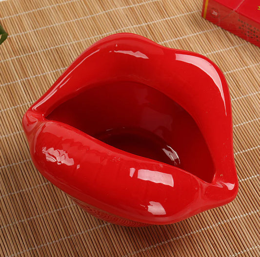 Creative Ceramic Big Lips Ashtray for Home Decor