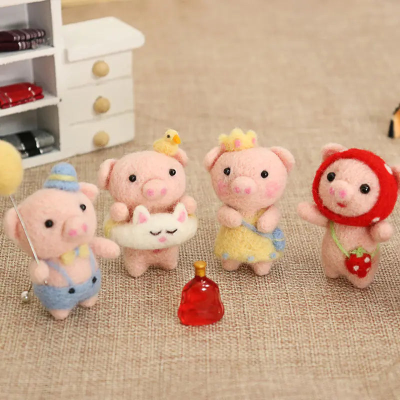 Wool Felt DIY Kit for Beginners - Handmade Piggy Dolls