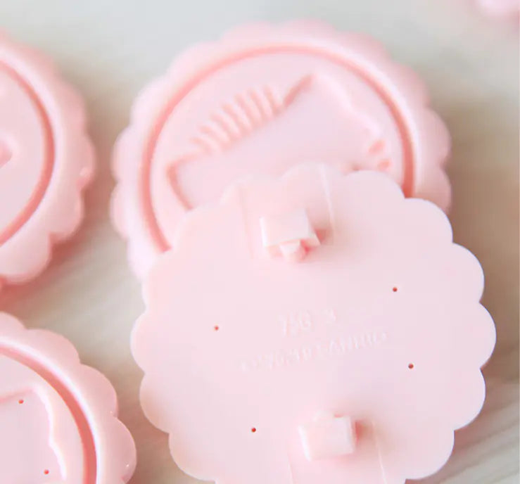 KITTY Cooking Kit - Green Bean and Pumpkin Cake Molds