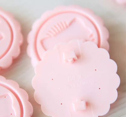 KITTY Cooking Kit - Green Bean and Pumpkin Cake Molds